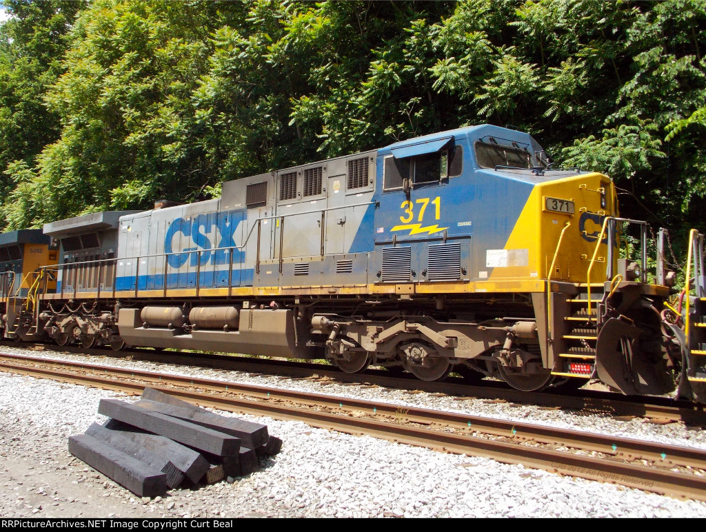 CSX 371 (2)